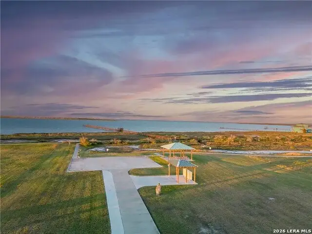109 Sunrise Dr, Rockport, TX 78382 - #1