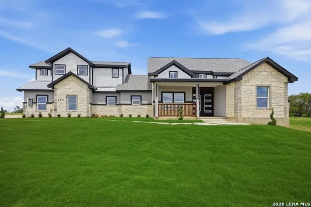 207 Hidden Ranch, Floresville, TX 78114 - #1