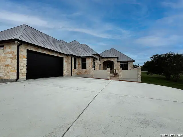 6975 Pfeil, Schertz, TX 78154 - #1