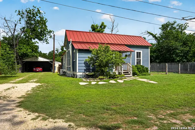 320 Second St, Comfort, TX 78013 - #2