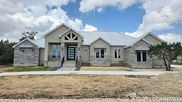 612 Cross Oak, New Braunfels, TX 78132