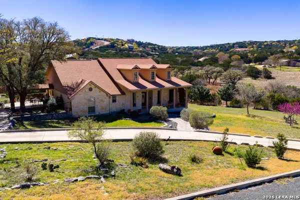 113 Springbranch Dr, Kerrville, TX 78028