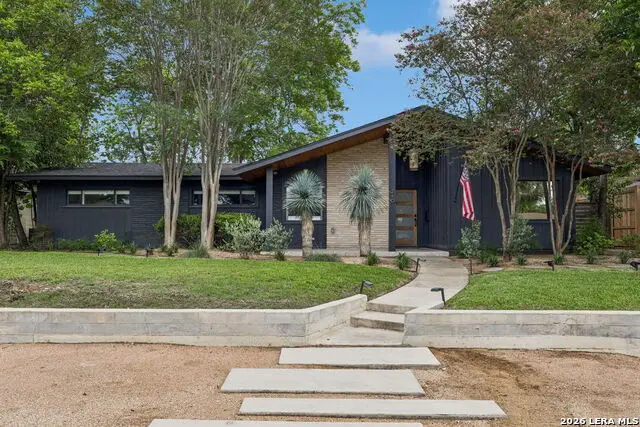 210 Woodcrest Dr, San Antonio, TX 78209 - #1