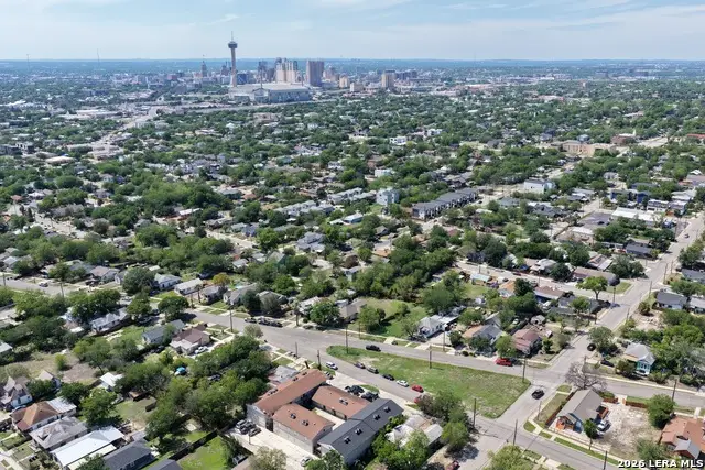 631 Aransas Ave, San Antonio, TX 78210 - #3