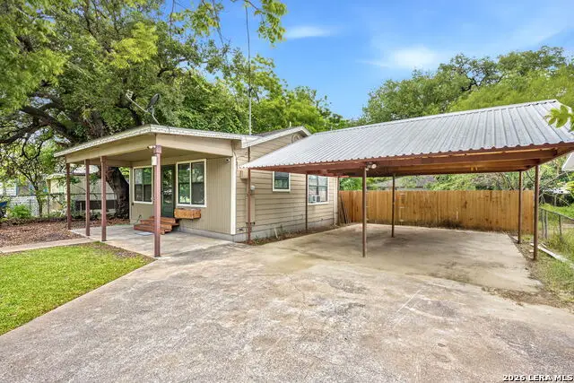 210 Bensdale, Pleasanton, TX 78064 - #1