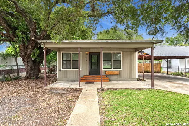 210 Bensdale, Pleasanton, TX 78064 - #2