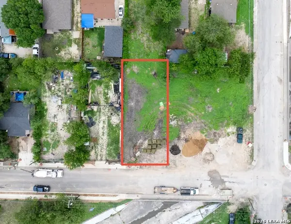 608 N San Gabriel Ave, San Antonio, TX 78228