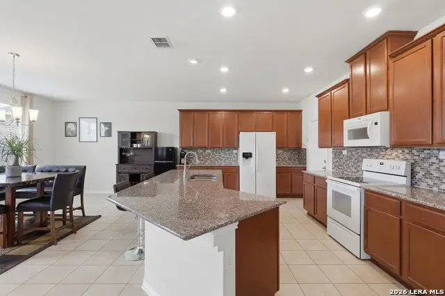 318 Colonial Blf, Universal City, TX 78148 - #3