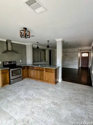 2154 Sunbend Falls, San Antonio, TX 78224 - #3