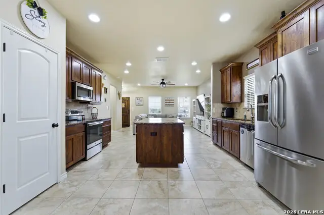 776 Crestview, Floresville, TX 78114 - #3