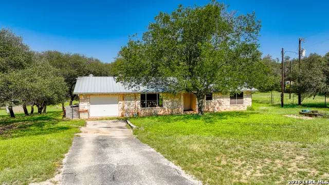 101 Diamond J Rd S, Pipe Creek, TX 78063 - #2
