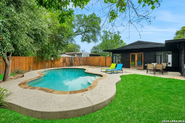 327 Bryn Mawr Dr, San Antonio, TX 78209 - #1
