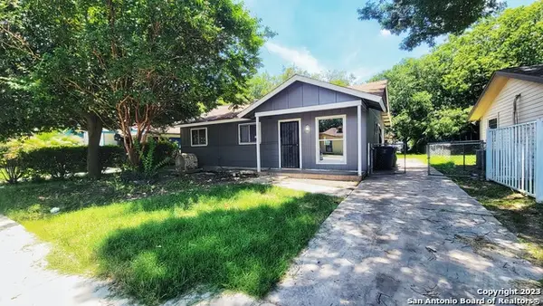 527 Valley Park Dr, San Antonio, TX 78227