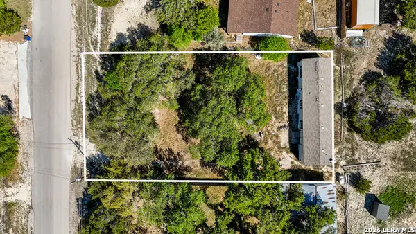 1231 Rotherman, Canyon Lake, TX 78133