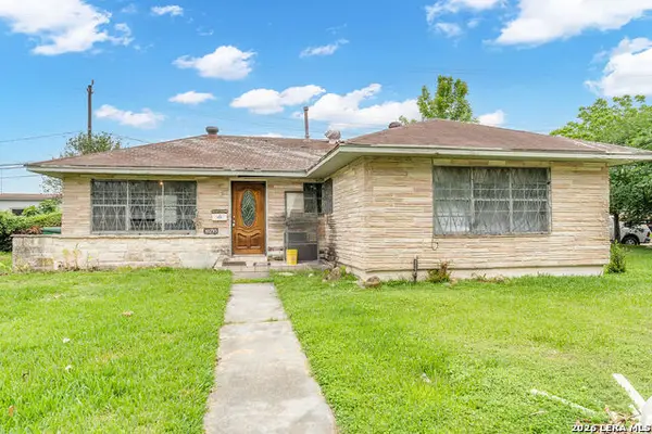 10235 Lafferty Oaks St, Houston, TX 77013