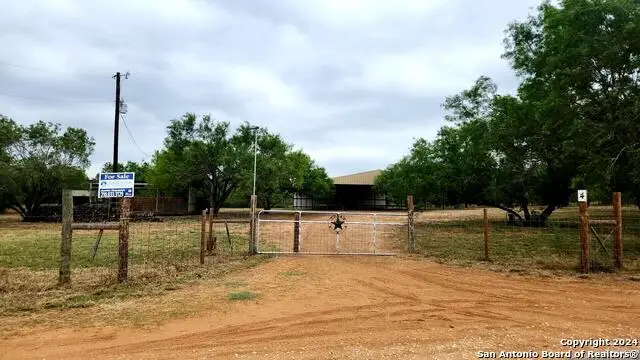1848 County Road 2557, Moore, TX 78057 - #2