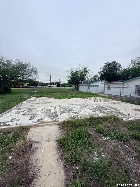4939 Irma Ave, San Antonio, TX 78237 - #2