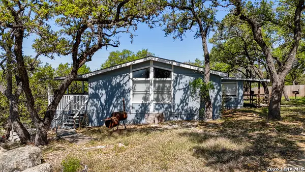 1259 Rotherman, Canyon Lake, TX 78133