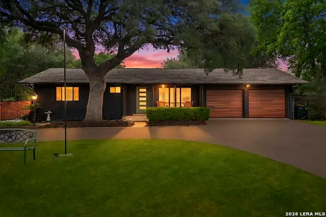 604 Schweppe St, Boerne, TX 78006 - #1