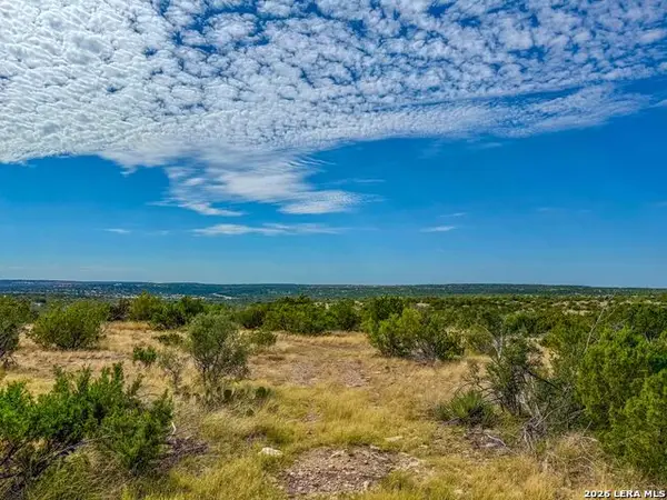 0 W Cooper Rd, Comstock, TX 78837