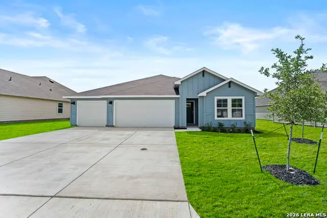 488 Sonoma St, Fredericksburg, TX 78624 - #2
