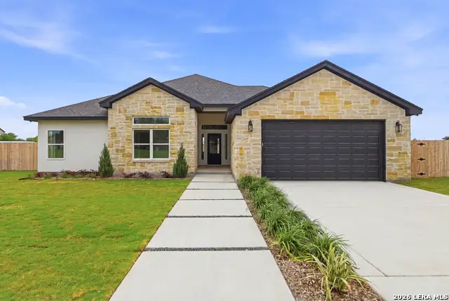 705 34th Street, Hondo, TX 78861 - #1