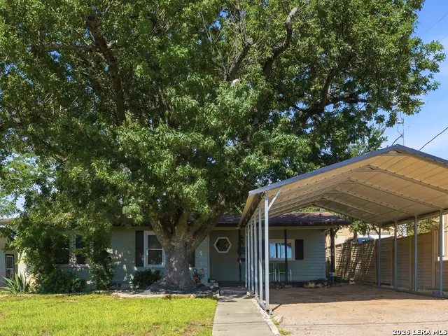 1236 S Academy Ave, New Braunfels, TX 78130 - #1