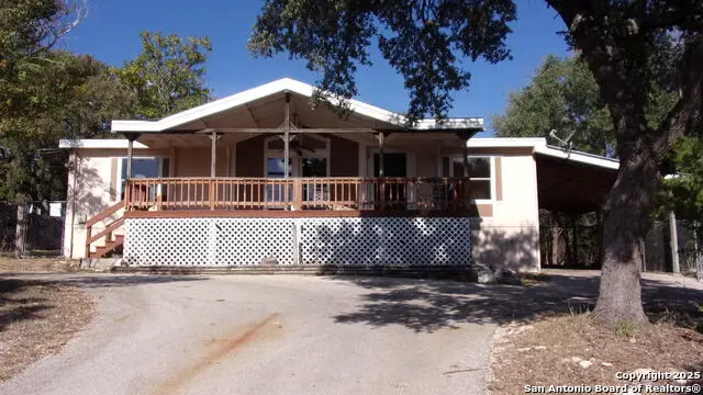 252 Sir Winston Dr, Canyon Lake, TX 78133 - #1
