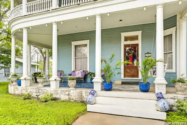 757 N Getty St, Uvalde, TX 78801 - #3