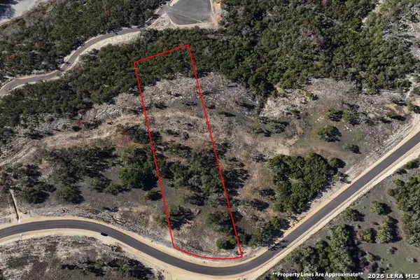 1837 Paradise Pkwy, Canyon Lake, TX 78133