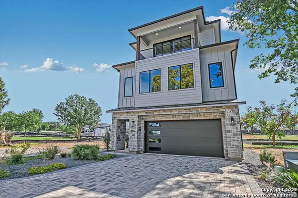 516 Lake St, Kingsland, TX 78639