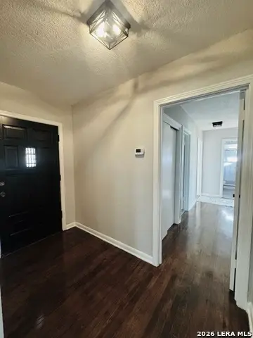 841 Laurel St, Uvalde, TX 78801 - #3