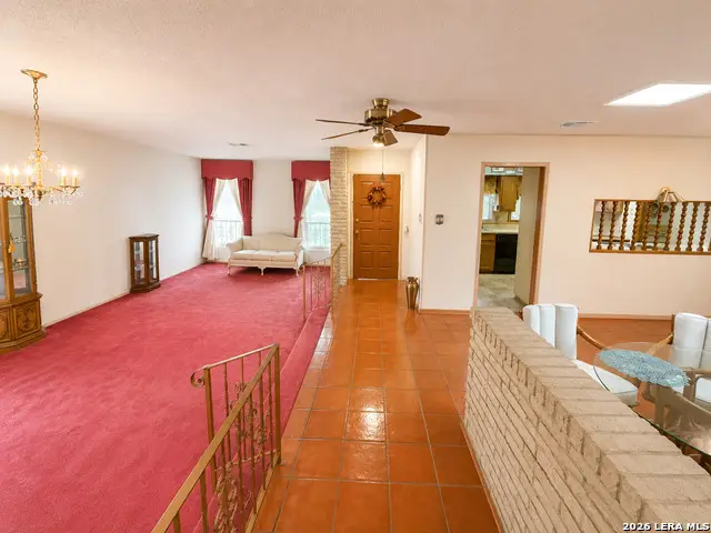 1210 Fontaine Dr, San Antonio, TX 78219 - #3