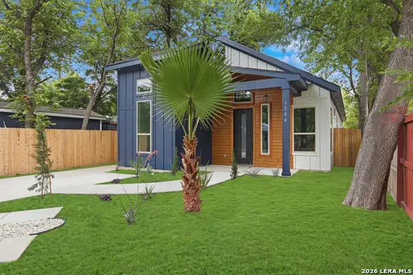 1204 Center St, San Antonio, TX 78202