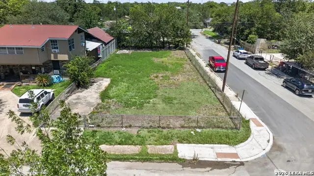 3803 W Houston St, San Antonio, TX 78207 - #1
