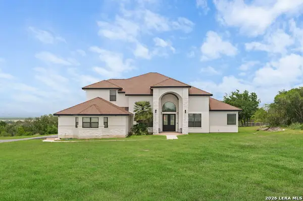 1247 Private Road 3702, San Antonio, TX 78253