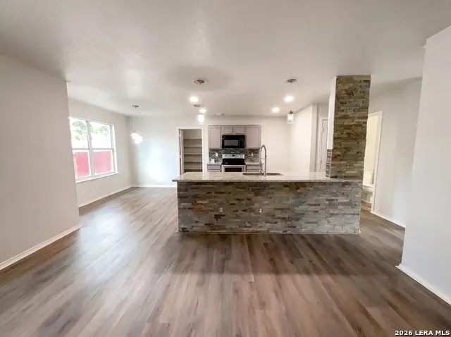 11010 Vollmer Ln, San Antonio, TX 78254 - #2