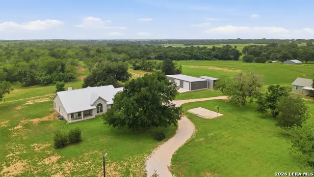 10210 S State Highway 123, Seguin, TX 78155 - #2