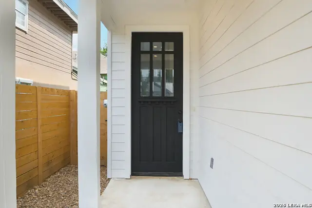 803 Indiana St, San Antonio, TX 78210 - #2