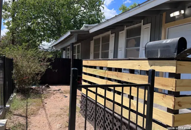 2609 W Poplar, San Antonio, TX 78207 - #2