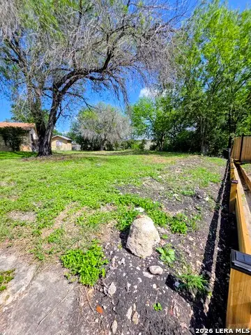 110 Zeuty St, San Antonio, TX 78227 - #1