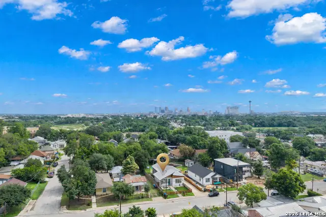 211 W Lubbock St, San Antonio, TX 78204 - #2