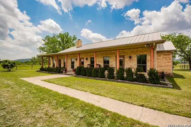 2657 West Sabinal Road, Utopia, TX 78884 - #1