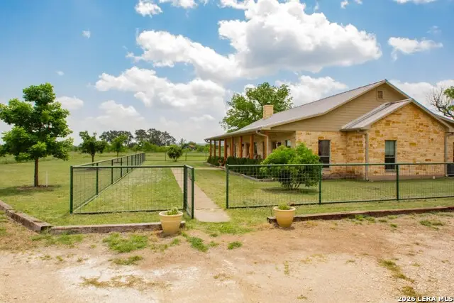 2657 West Sabinal Road, Utopia, TX 78884 - #2