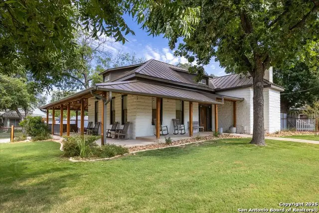 504 6th, Comfort, TX 78013 - #1