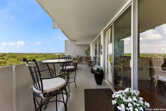 7039 San Pedro Ave #708, San Antonio, TX 78216 - #2