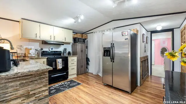 26 Praise Dr, Poteet, TX 78065 - #3