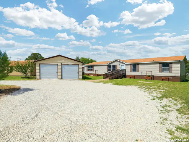 107 Frontier Way, Seguin, TX 78155 - #1