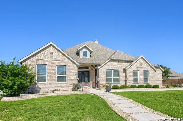 208 Englewood Ln, Castroville, TX 78009 - #1