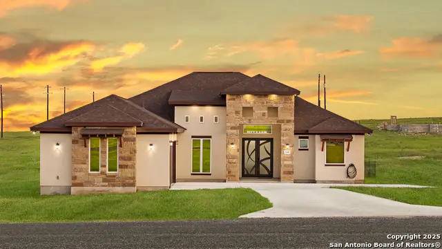 140 Summer Meadow Dr, La Vernia, TX 78121 - #1